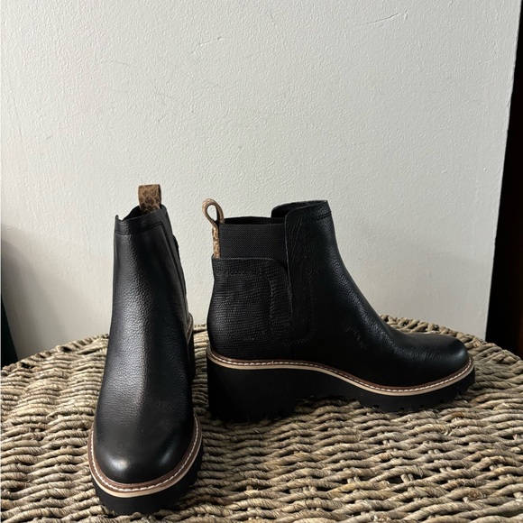 Dolce vita Black Leather Chelsea Ankle Boots - Picture 1 of 6
